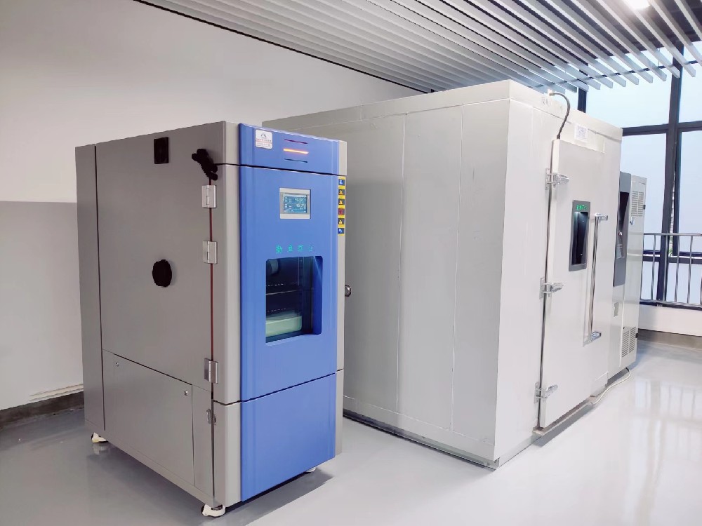 安裝高低溫試驗箱的場所要求
